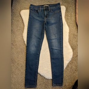 Levi's 311 Shaping Skinny Jeans